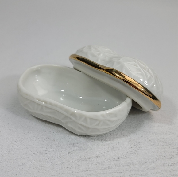 Vtg Enesco Japan Peanut Shaped Ceramic Trinket Container - Picture 2 of 12